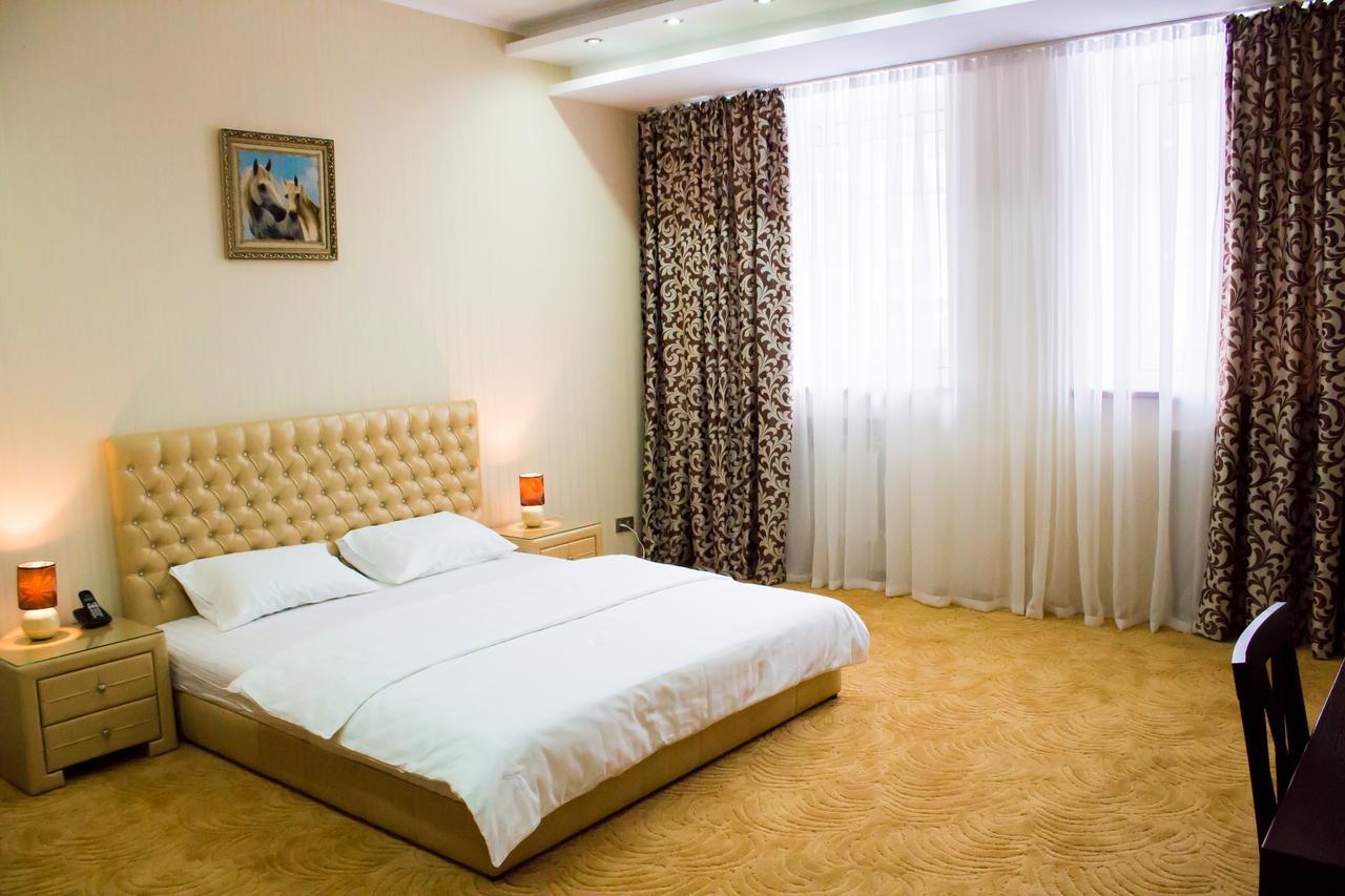 Alir Hotel Zhytomyr Exterior photo