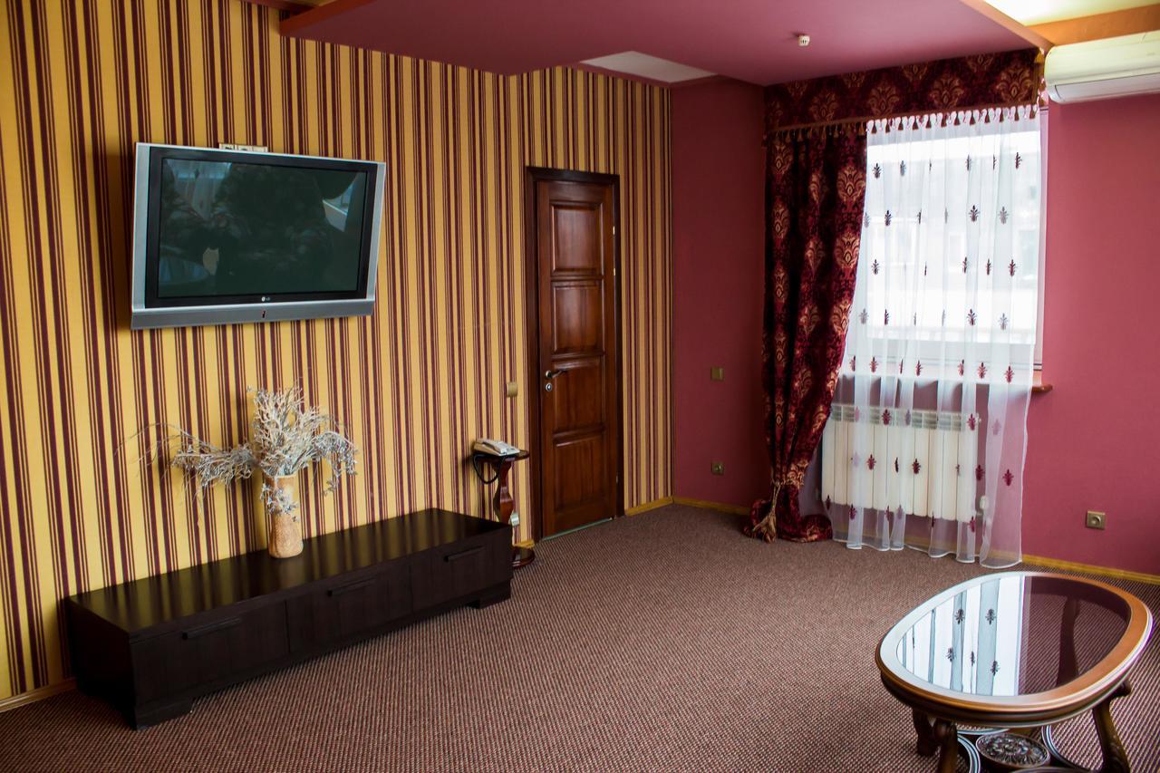 Alir Hotel Zhytomyr Exterior photo