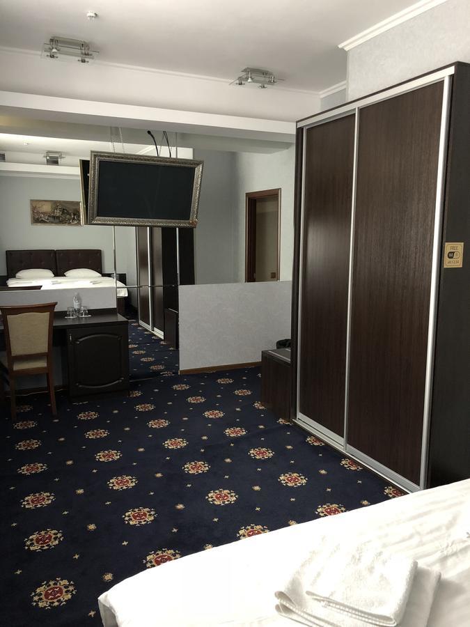 Alir Hotel Zhytomyr Exterior photo